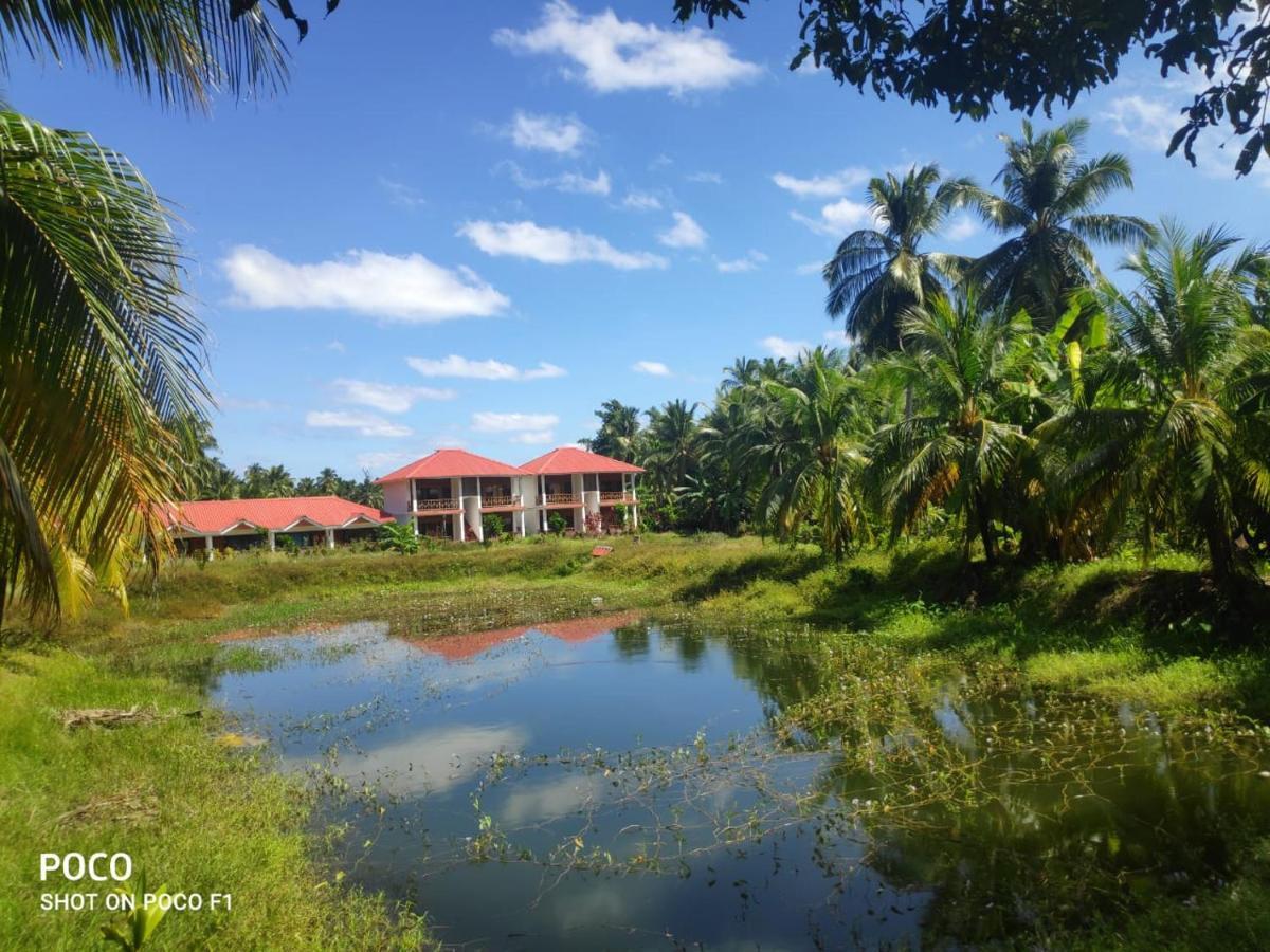 Hotel Exotica Squares Lakshmanpur Exterior photo