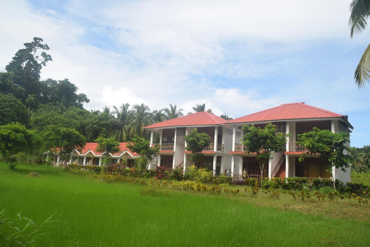 Hotel Exotica Squares Lakshmanpur Exterior photo