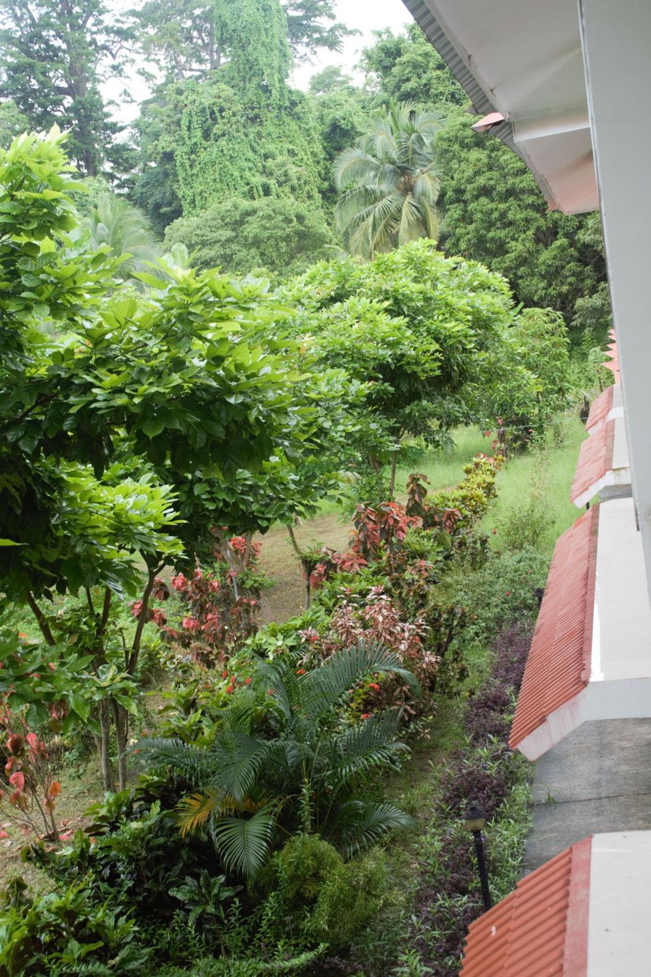 Hotel Exotica Squares Lakshmanpur Exterior photo